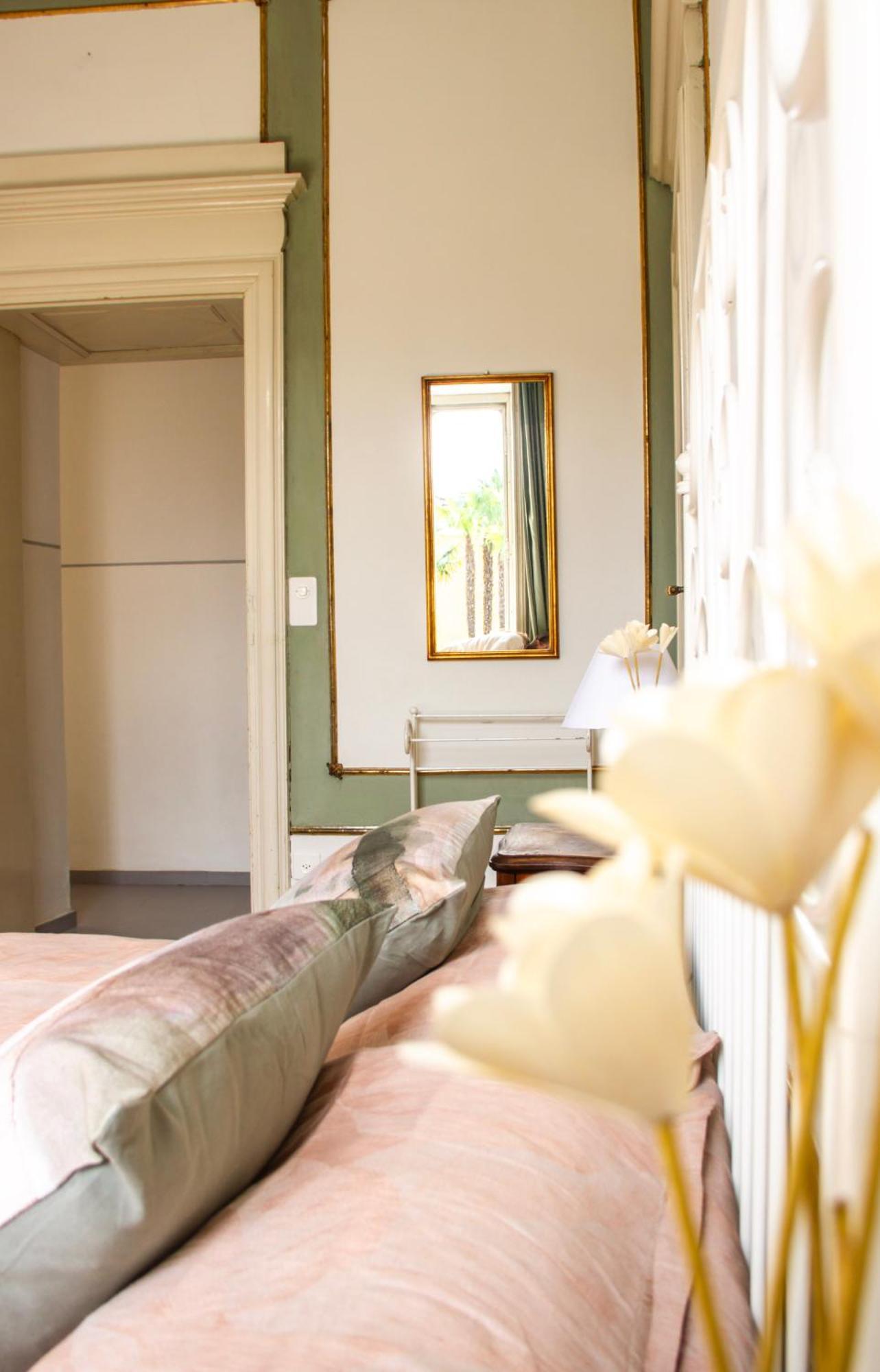 Hotel Bed & Blessing / Casa Borgo Locarno Exterior foto